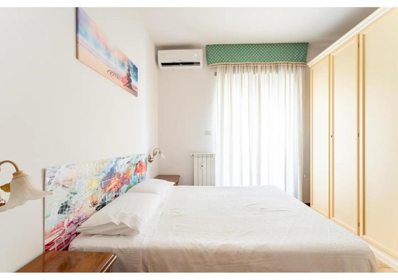 Tina's House - Bright And Near Metro C Apartamento Roma